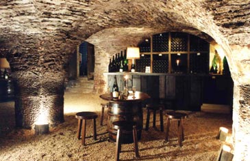 Sight of the tasting cellar.